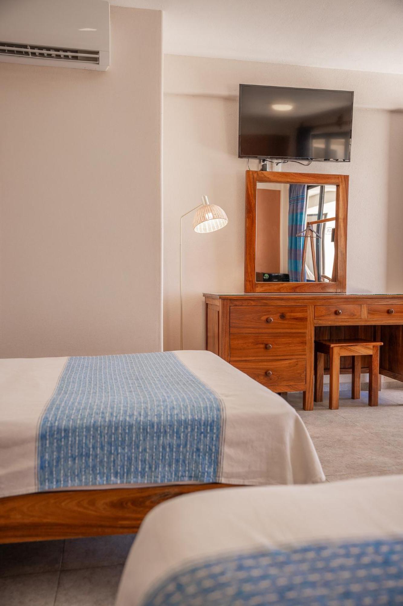 Hotel El Mirador Пуерто Ескондидо Екстериор снимка
