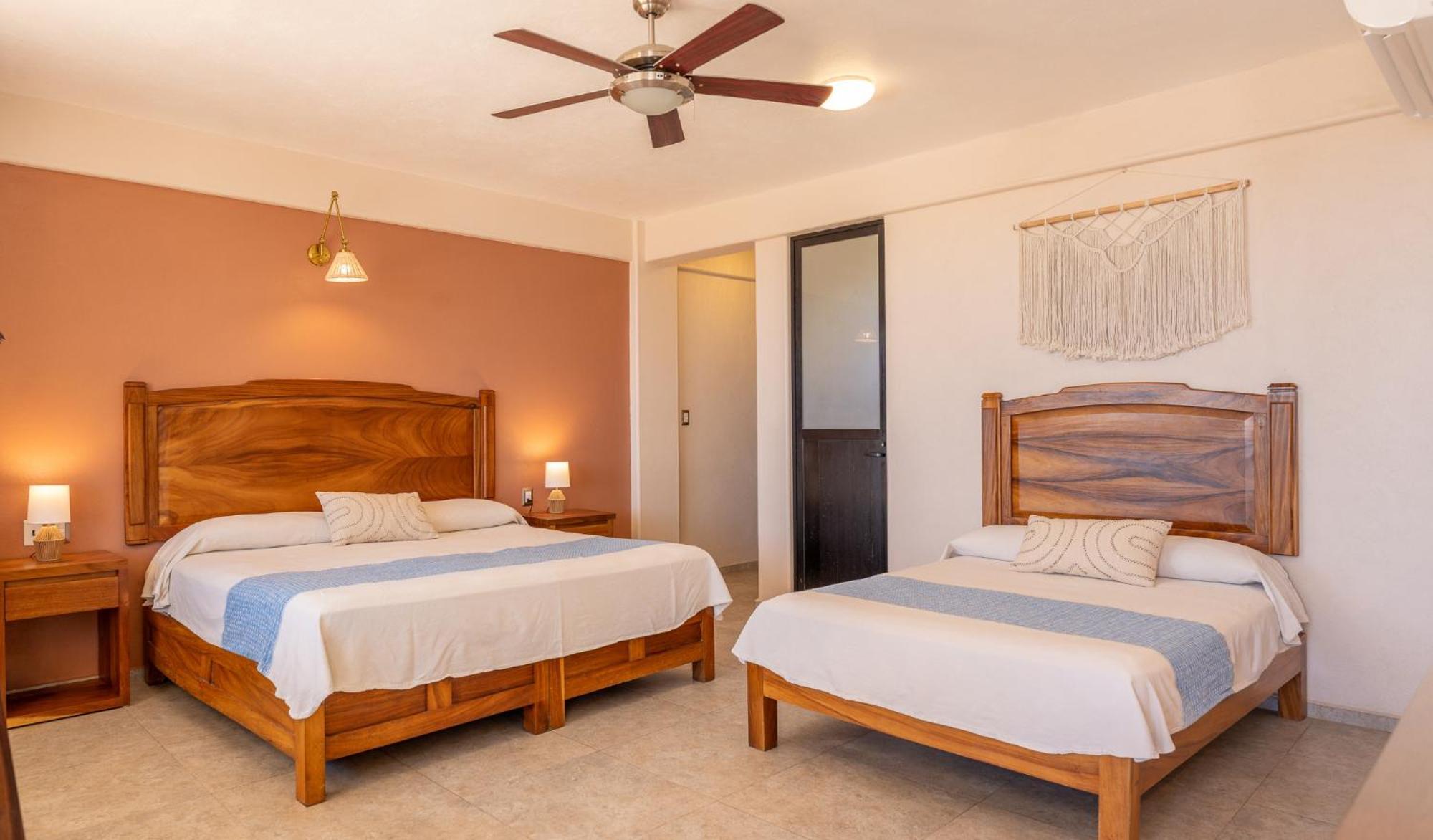Hotel El Mirador Пуерто Ескондидо Екстериор снимка